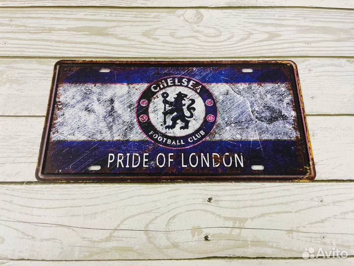 Декор на стену табличка металлическая Chelsea