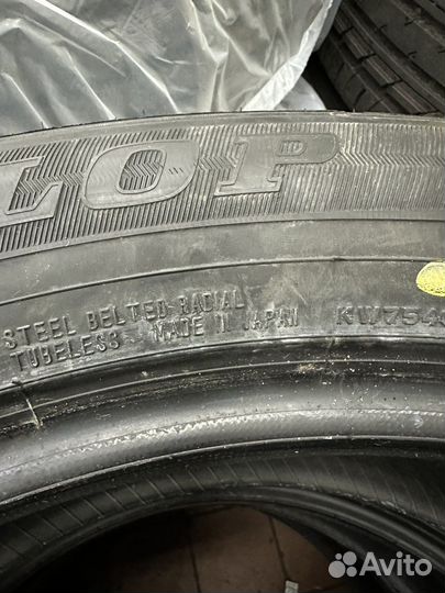 Dunlop Winter Maxx SJ8 265/50 R22