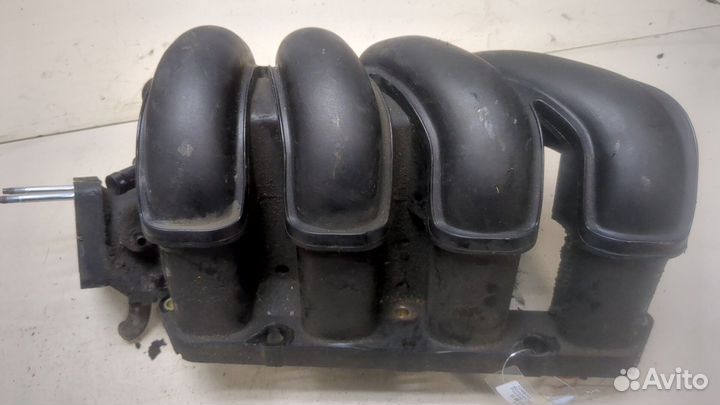 Коллектор впускной Pontiac Vibe 1, 2008