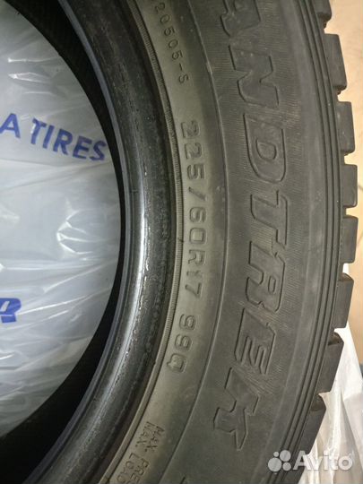 Dunlop Grandtrek SJ6 225/60 R17
