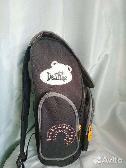 Рюкзак школьный 1-4 класс