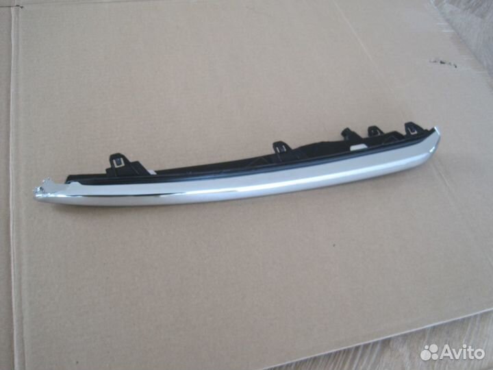 Молдинг переднего бампера правый Mazda 6 GJ GL 18