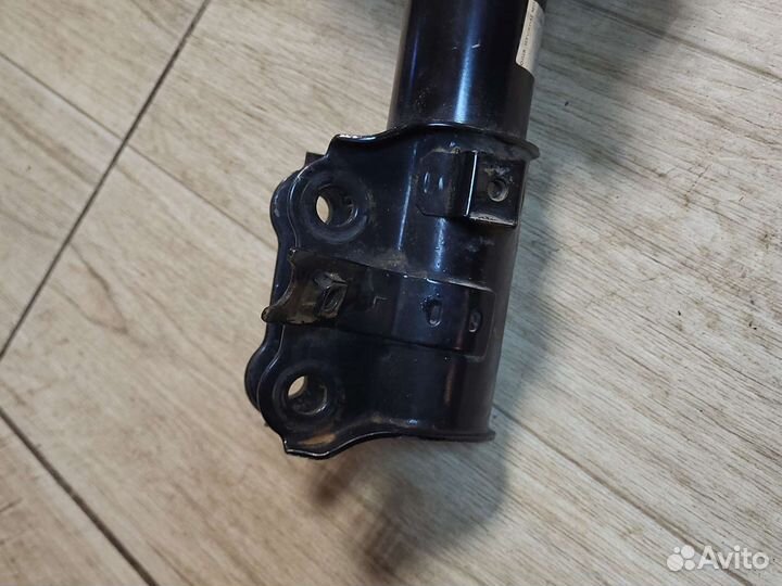 Стойка амортизационная передняя Hyundai Accent