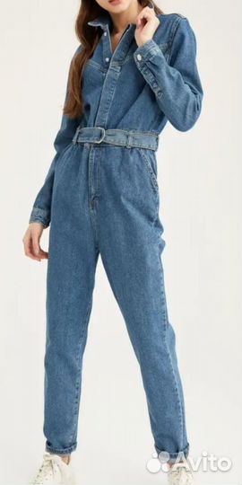 Комбинезон женский джинсовый 42 новый