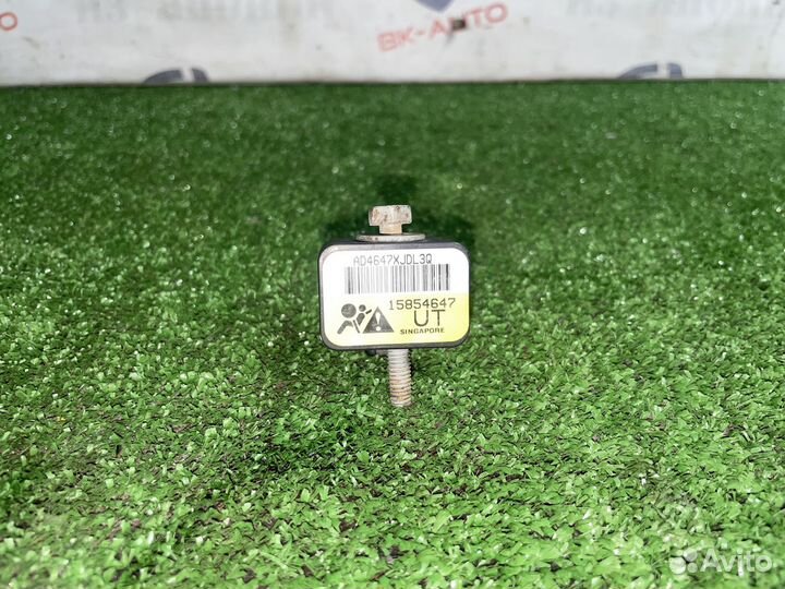 Датчик удара Cadillac Escalade GMT900