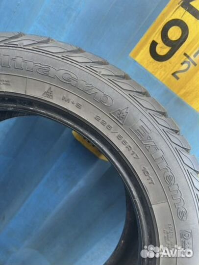 Goodyear UltraGrip Extreme 225/55 R17 101T