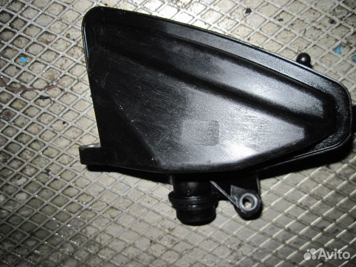 Сапун (маслоотделитель) Мерседес 3.0 дизель ом642