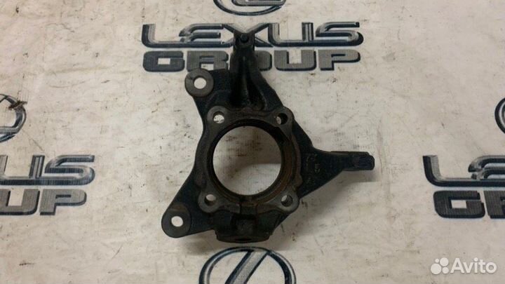 Кулак поворотный лев. перед. Lexus RX450h
