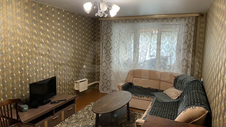 4-к. квартира, 87,2 м², 1/10 эт.