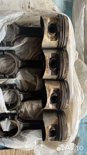 Шатуны, коленвал,масленый насос