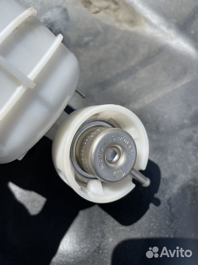 Регулятор давления топлива с фильтром бмв Х3 Е83