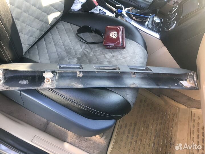 Ручка багажника Landrover freelander 2