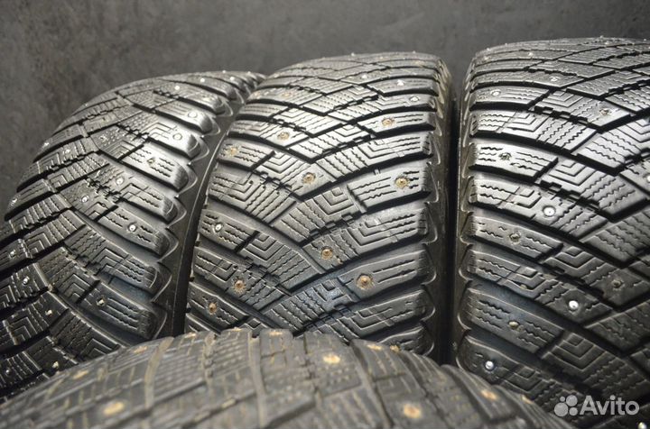 Goodyear Ultragrip Ice Arctic 235/55 R19 105T