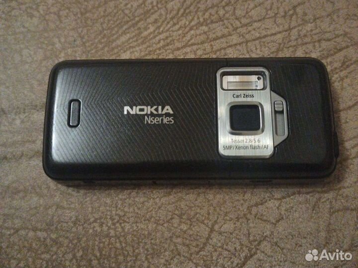 Nokia N82