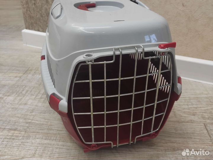 Переноска пластиковая для кошек