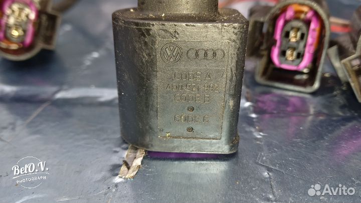 Фишка проводки Ауди Фольксваген Шкода 4D0971992