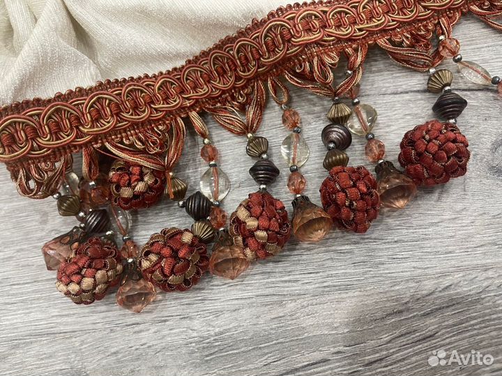 Ламбрекен на большое окно