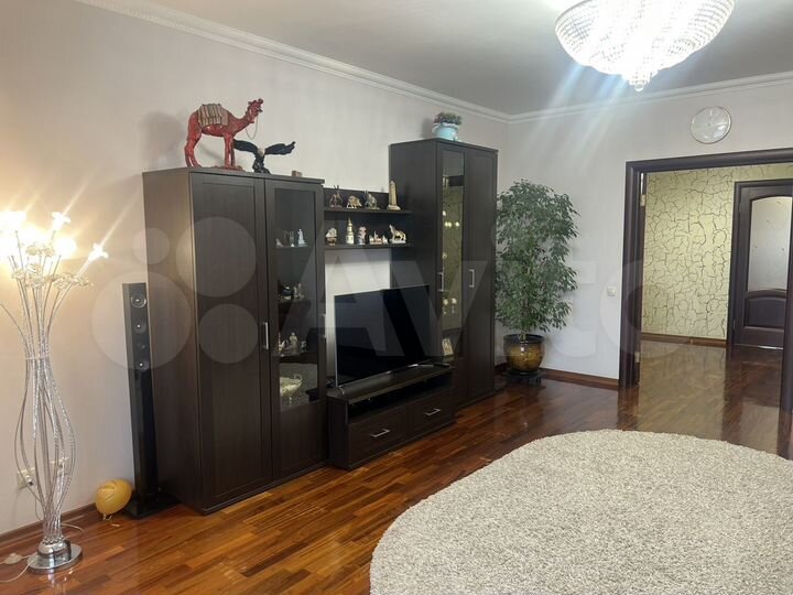 3-к. квартира, 115 м², 8/9 эт.