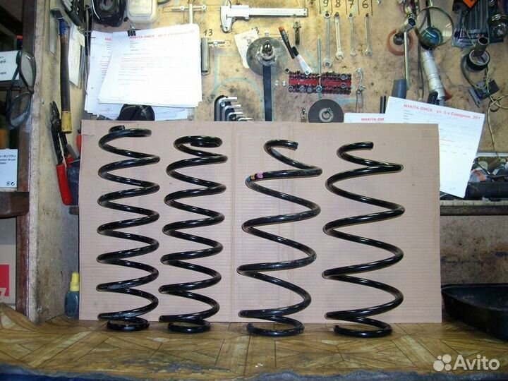 Пружины задние на Фольксваген Джетту