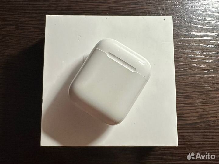 Беспроводные наушники apple airpods 1