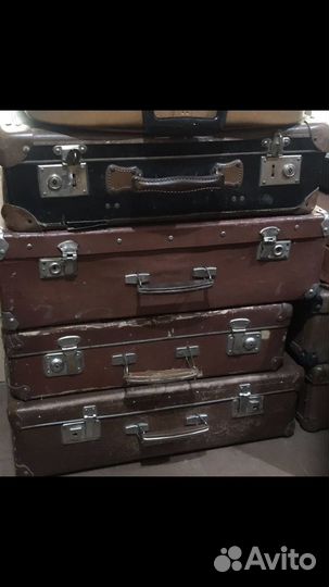 Чемоданы советских времен