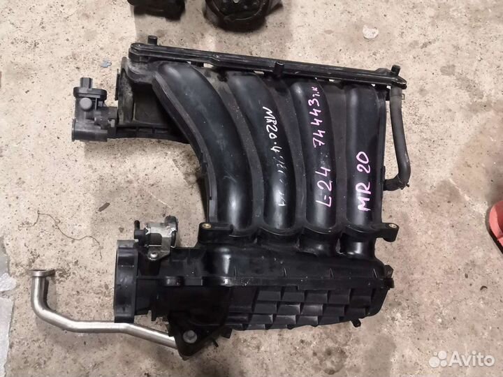 Коллектор впускной Nissan MR20DE