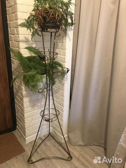 Стойка для цветов напольная