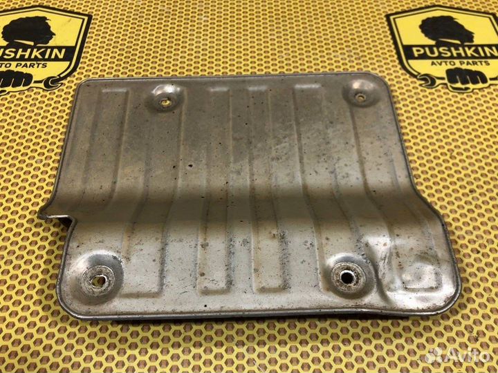 Экран тепловой глушителя передний Kia Sportage