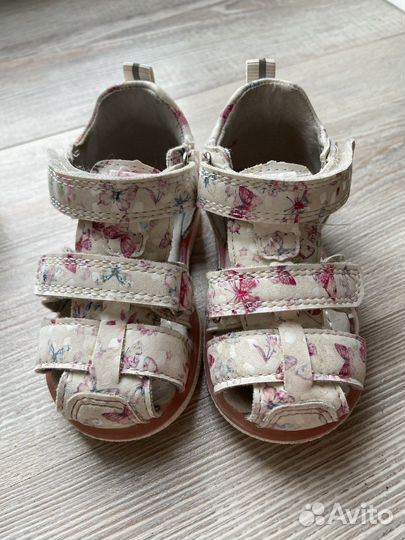 Босоножки для девочки 20 размер