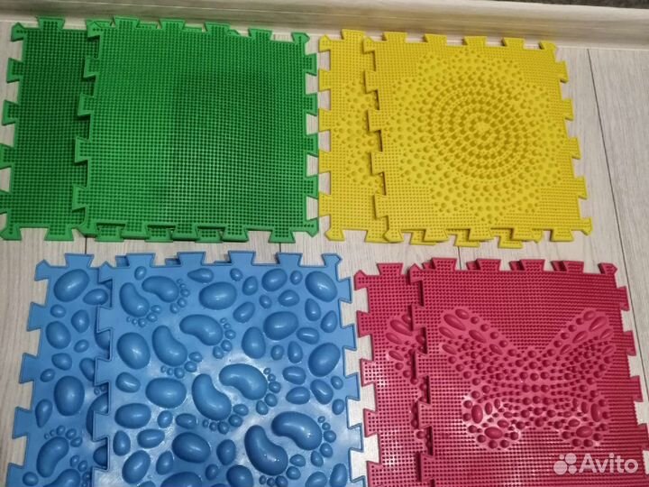 Развивающий коврик