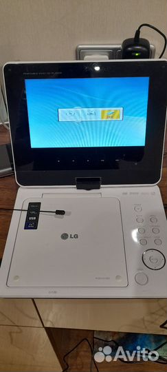 Портативный видеопроигрыватель