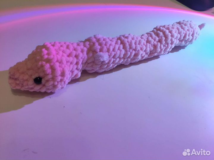 Вязанная змейка/Knitted snake/serpiente tejida