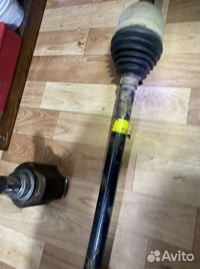 Привод правый ниссан тиида 1.6 МКПП