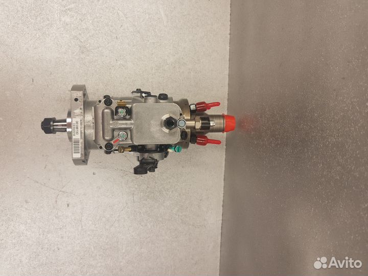 Топливный насос высокого давления RE506965