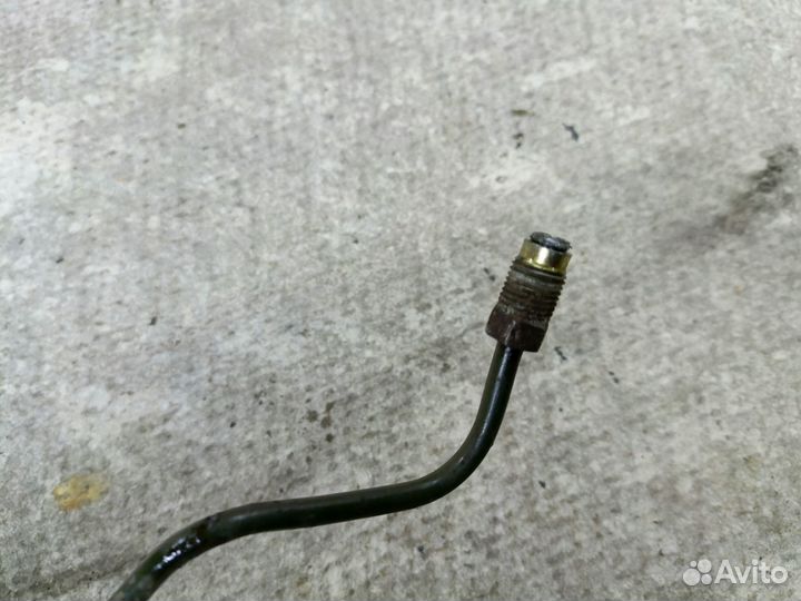 Трубка цилиндра сцепления Mitsubishi Lancer 9