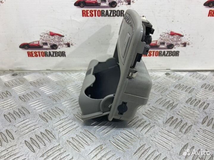 Плафон подсветки салона Kia Spectra седан S6D 2008