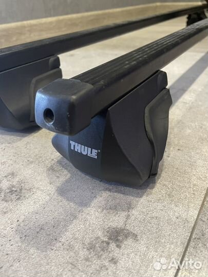 Багажник на рейлинги thule