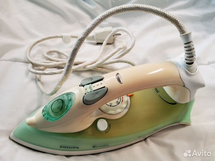 Утюг Philips GC 3015, с отпариванием