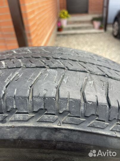 Bridgestone Dueler H/T 265/65 R17