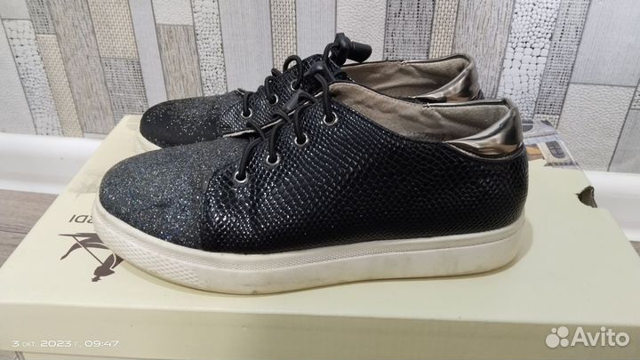 Туфли для девочки 34 размер