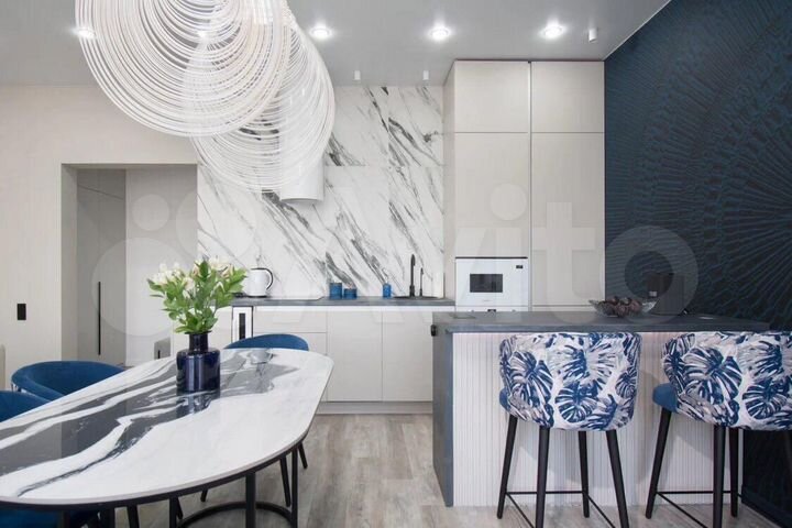 3-к. квартира, 100 м², 3/4 эт.