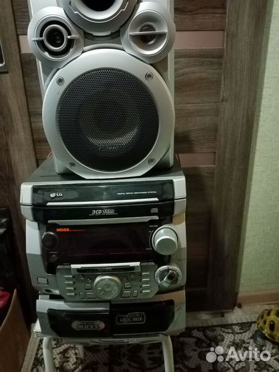 Музыкальный центр