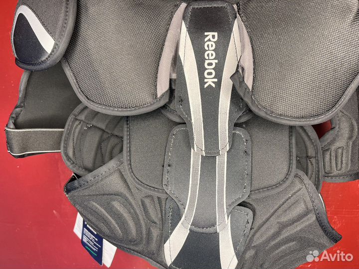 Хоккейный нагрудник reebok 9K SR/S