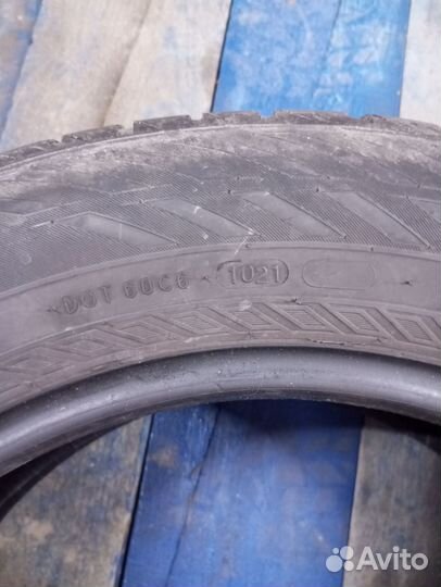 Nokian Tyres Hakka Blue 2 SUV 235/55 R17 103V