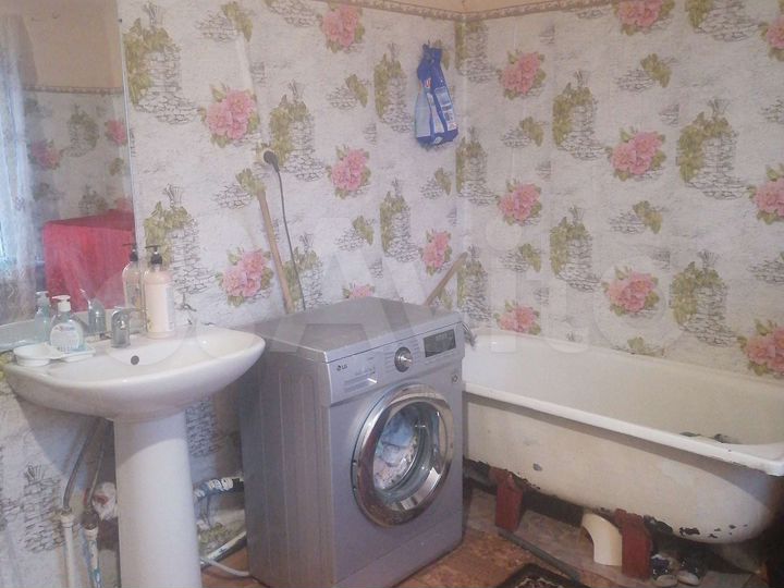 Дом 100 м² на участке 6 сот.