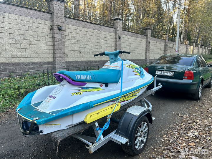 Yamaha wave runner 700