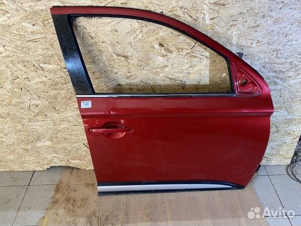Дверь передняя правая mitsubishi outlander III