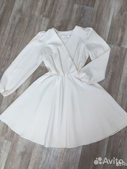 Платье женское 42