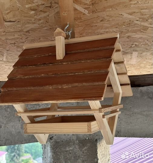 Кормушка для птиц