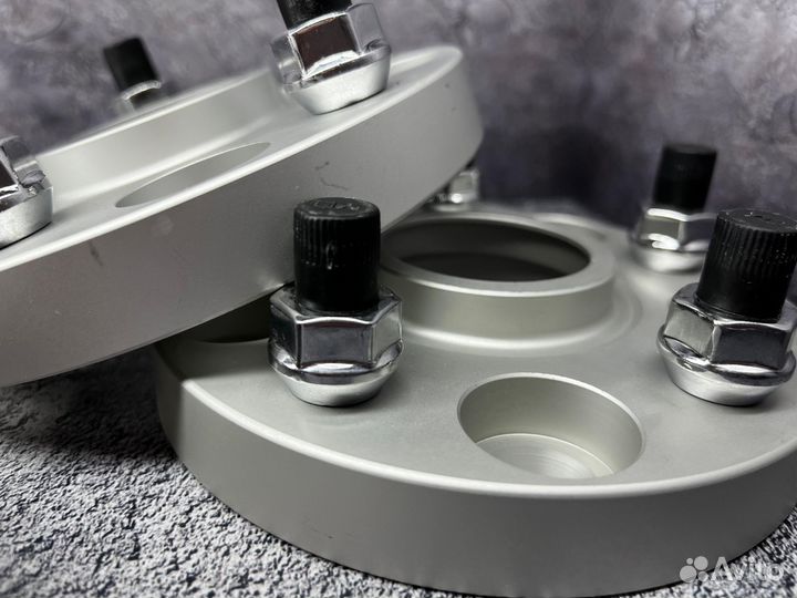 Проставки колесные infiniti